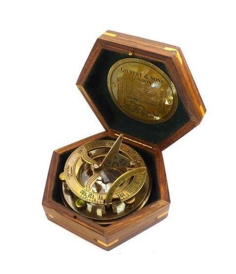 Kompas z zegarem słonecznym SUN-0098B w w 6-kątnym pudełku drewnianym UPOMINKARNIA