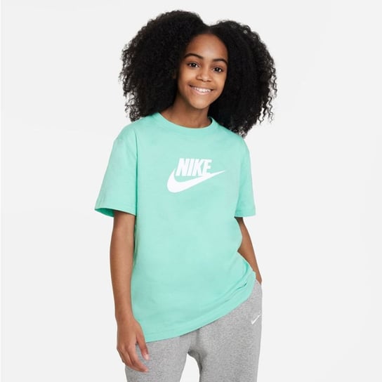Koszulka Nike Sportswear Jr FD0928 (kolor Zielony, rozmiar L (147-158)) Nike Sportswear