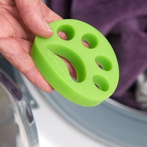 Krążek do czyszczenia ubrań z sierści zwierząt w pralce - zielony HEDO