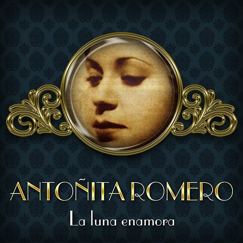 La luna enamora Antonita Romero