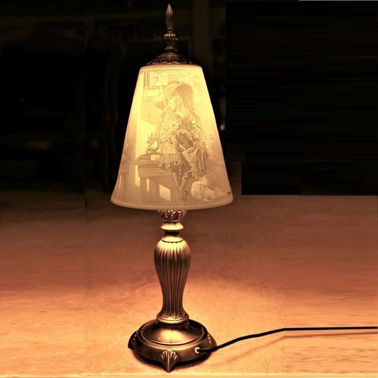 Lampa Porcelanowa 64 cm Dziewczynka VILLA ITALIA VILLA ITALIA