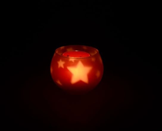 Lampka TEALIGHT podgrzewacz świecznik GWIAZDKA czerwona Lotmar