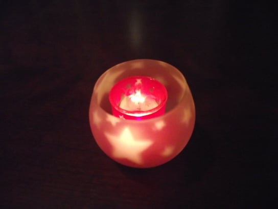 Lampka TEALIGHT podgrzewacz świecznik GWIAZDKA różowa Lotmar