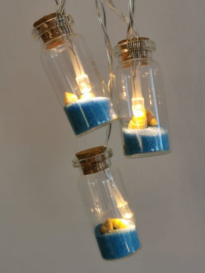 Lampki Girlanda Na Baterie Słoiczek Z Korkiem Z Piaskiem W Kolorze Niebieskim I Muszelkami 8 Led Inna marka