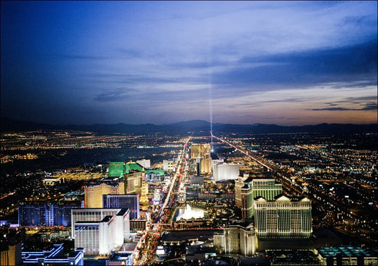Las Vegas at dusk., Carol Highsmith - plakat 100x70 cm Galeria Plakatu