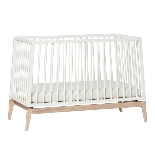 LEANDER - łóżeczko dziecięce LUNA™ 0-3 lata, białe/dębowe + zestaw do przebudowy LEANDER