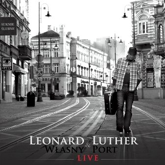 Live Luther Leonard, Własny Port