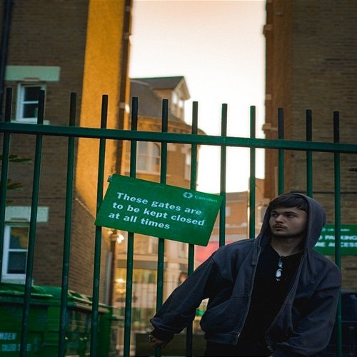 London Issues Yeidos, pleiss