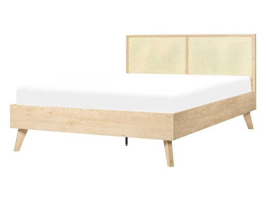 Łóżko rattanowe 140 x 200 cm jasne drewno MONPAZIE Beliani