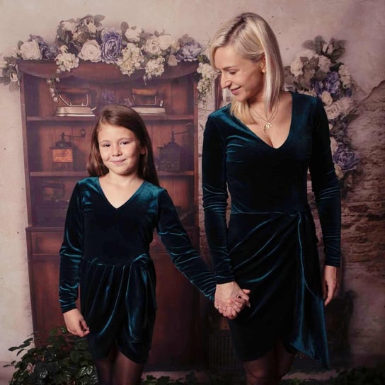 Luna komplet mama i córka sukienka welurowa Royal Baby Shop