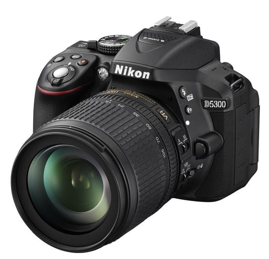 Lustrzanka NIKON D5300 + obiektyw Nikon 18-105 mm, f/3.5-5.6G, ED VR Nikon