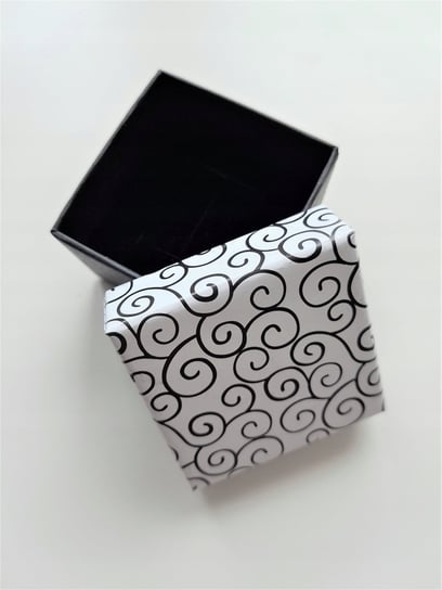 małe pudełko czarne białe opakowanie prezent 5x5 Inny producent