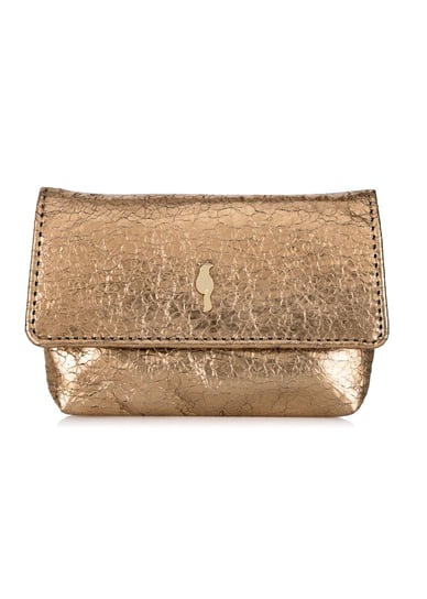 Mały złoty skórzany portfel z  łańcuszkiem PORES-0877-28 OCHNIK