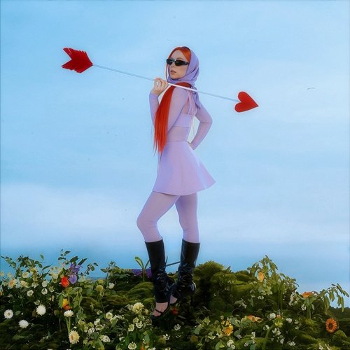 Мейбі TARABAROVA