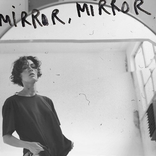 Mirror, Mirror Freja Kirk