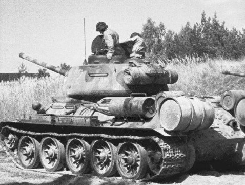 Model do sklejania Russian Tank T 3485 Italeri