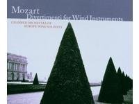 Mozart: Divertimenti for Wind Instruments Various Artists