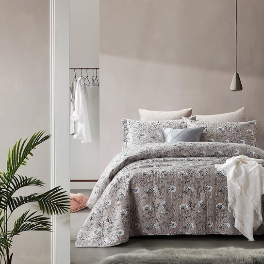 Narzuta na łóżko FLOWER GREY, 260 x 250 cm, DREAMHOUSE Royal Textil