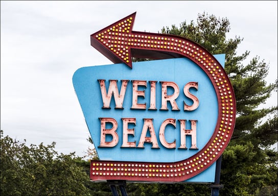 Neon sign to Weirs Beach, New Hampshire., Carol Highsmith - plakat 59,4x42 cm Galeria Plakatu