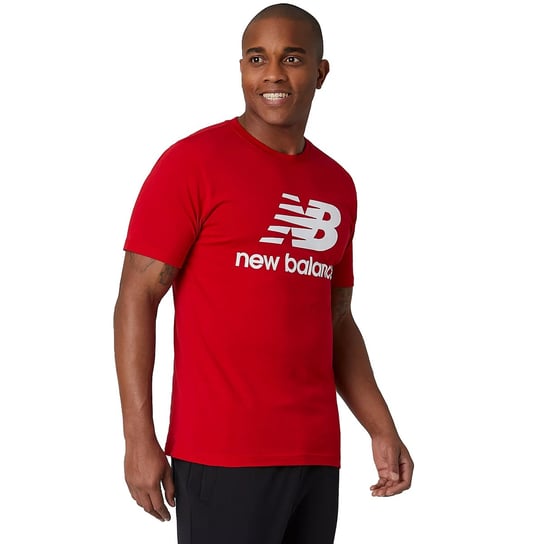 New Balance Essentials Stacked Logo Tee MT01575REP, Mężczyzna, T-shirt kompresyjny, Czerwony New Balance