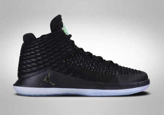 Nike Air Jordan Xxxii Bg  Black Cat Jordan