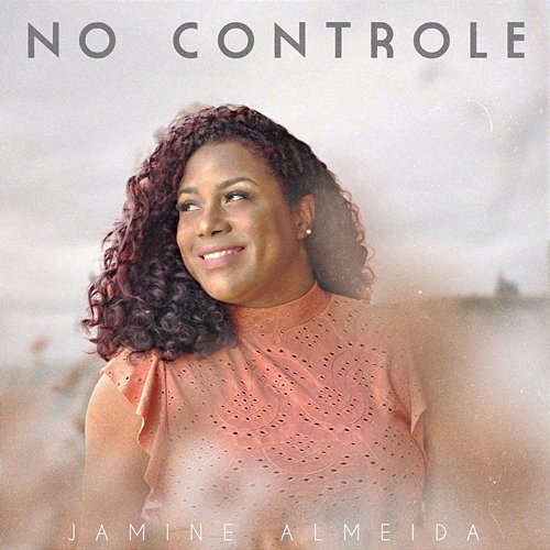 No Controle Jamine Almeida