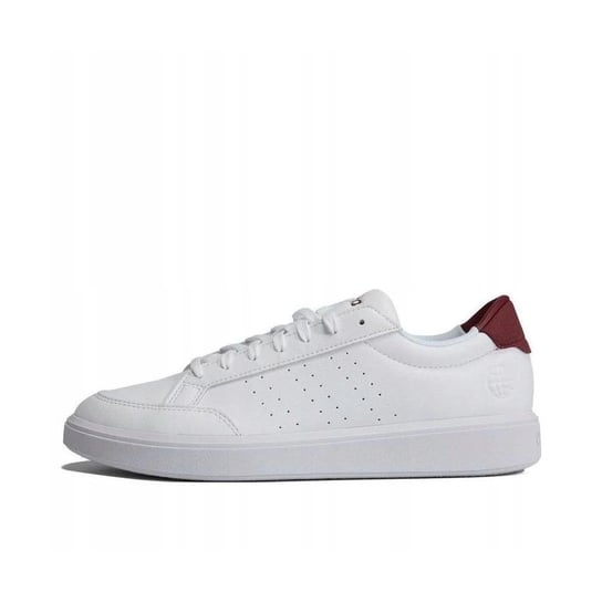 Nova Court Adidas