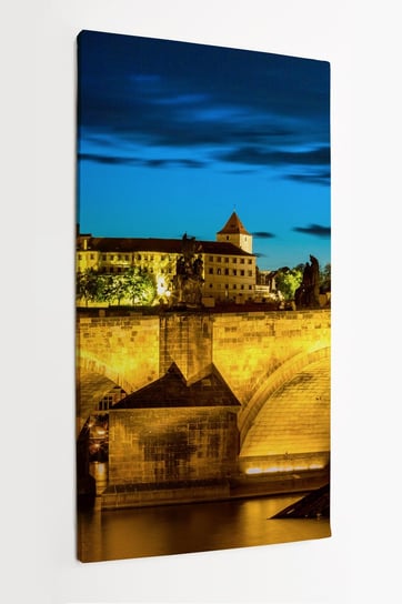 Obraz na płótnie HOMEPRINT, most Karola, Praga, Czechy, Republika Czeska, noc, światła nocą, oświetlone miasto 50x100 cm HOMEPRINT