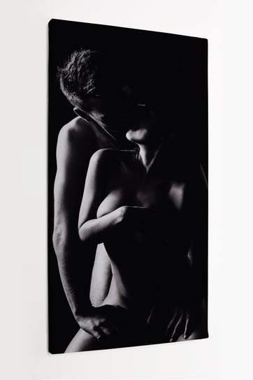 Obraz na płótnie HOMEPRINT, para, młodzi, kobieta, mężczyzna, nagość zakryta, miłość, pocałunek, czarno-białe, zmysłowe 50x100 cm HOMEPRINT