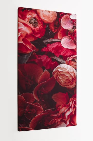 Obraz na płótnie HOMEPRINT, ściana ze sztucznych czerwonych kwiatów w stylu vintage 50x100 cm HOMEPRINT