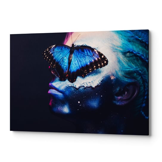 Obraz na płótnie na ścianę do salonu KOBIETA MOTYL NIEBIESKI OB0283_80x120 Wave Print