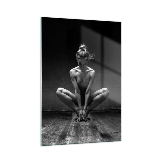 Obraz na szkle - Skupienie tanecznej energii - 50x70cm - Tancerka Kobieta Czarno-Biały - Nowoczesny szklany obraz do salonu do sypialni ARTTOR ARTTOR