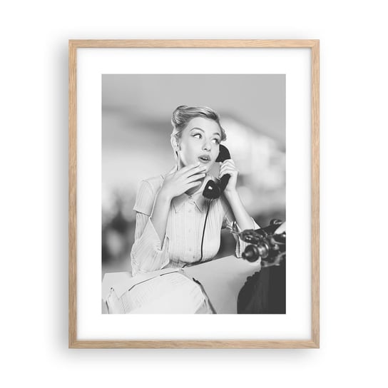 Obraz - Plakat - Halo, tu lata 50. - 40x50cm - Vintage Czarno-Biały Retro - Foto Plakaty w ramie koloru jasny dąb do Salonu Sypialni ARTTOR ARTTOR