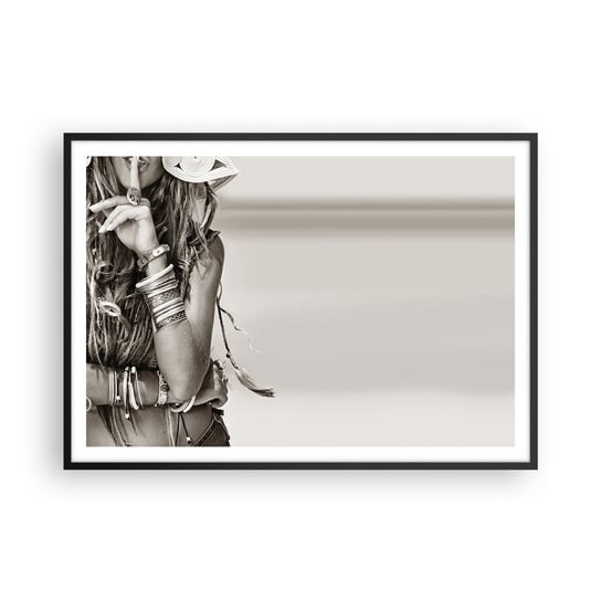 Obraz - Plakat - Jak to dziewczyna - 100x70cm - Kobieta Boho Vintage - Foto Plakaty w ramie koloru czarnego do Salonu Sypialni ARTTOR ARTTOR