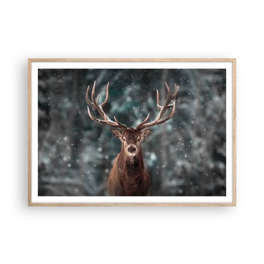 Obraz - Plakat - Król lasu ukoronowany - 100x70cm - Zwierzęta Jeleń Zima - Foto Plakaty w ramie koloru jasny dąb do Salonu Sypialni ARTTOR ARTTOR