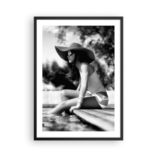 Obraz - Plakat - Letnie marzenie - 50x70cm - Kobieta Kapelusz Basen - Nowoczesny modny obraz Plakat czarna rama ARTTOR ARTTOR