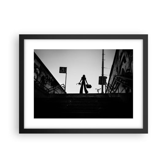 Obraz - Plakat - Miejska wędrówka - 40x30cm - Miasto Kobieta Modelka - Foto Plakaty na ścianę w czarnej ramie - Plakat do Salonu Sypialni ARTTOR ARTTOR