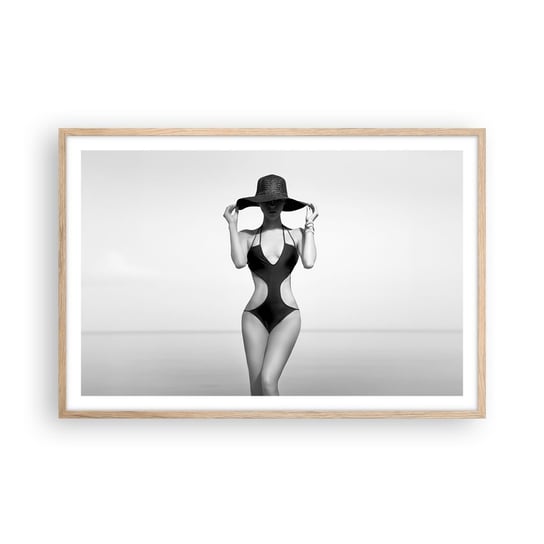 Obraz - Plakat - Na imię mi: Elegancja - 91x61cm - Kobieta Plaża Moda - Foto Plakaty na ścianę w ramie jasny dąb - Plakat do Salonu Sypialni ARTTOR ARTTOR