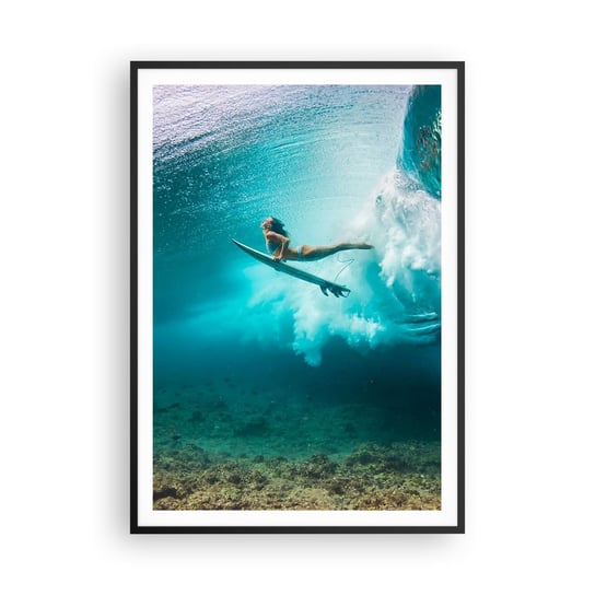 Obraz - Plakat - Podwodny świat - 70x100cm - Surfing Podwodny Świat Kobieta - Foto Plakaty w ramie koloru czarnego do Salonu Sypialni ARTTOR ARTTOR