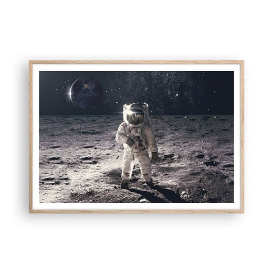 Obraz - Plakat - Pozdrowienia z Księżyca - 100x70cm - Abstrakcja Człowiek Na Księżycu Astronauta - Foto Plakaty w ramie koloru jasny dąb do Salonu Sypialni ARTTOR ARTTOR