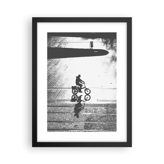 Obraz - Plakat - Przed siebie, przez miasto - 30x40cm - Rowerzysta Miasto Rower - Foto Plakaty na ścianę w czarnej ramie - Plakat do Salonu Sypialni ARTTOR ARTTOR