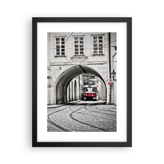 Obraz - Plakat - Przez miejski labirynt - 30x40cm - Miasto Tramwaj Praga - Foto Plakaty na ścianę w czarnej ramie - Plakat do Salonu Sypialni ARTTOR ARTTOR