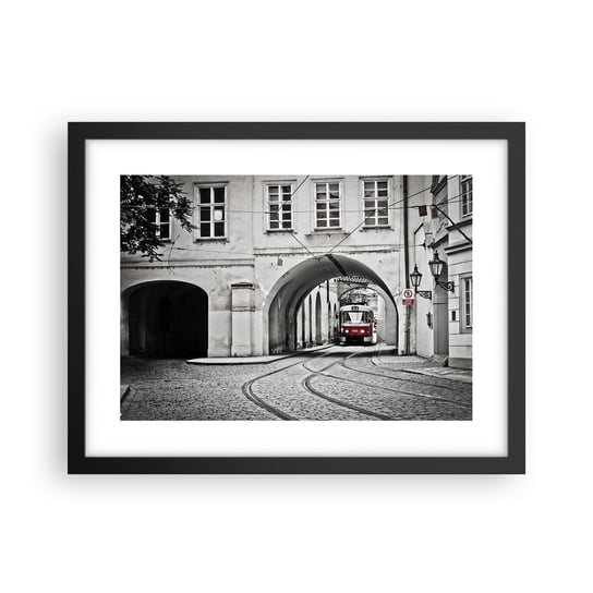 Obraz - Plakat - Przez miejski labirynt - 40x30cm - Miasto Tramwaj Praga - Foto Plakaty na ścianę w czarnej ramie - Plakat do Salonu Sypialni ARTTOR ARTTOR