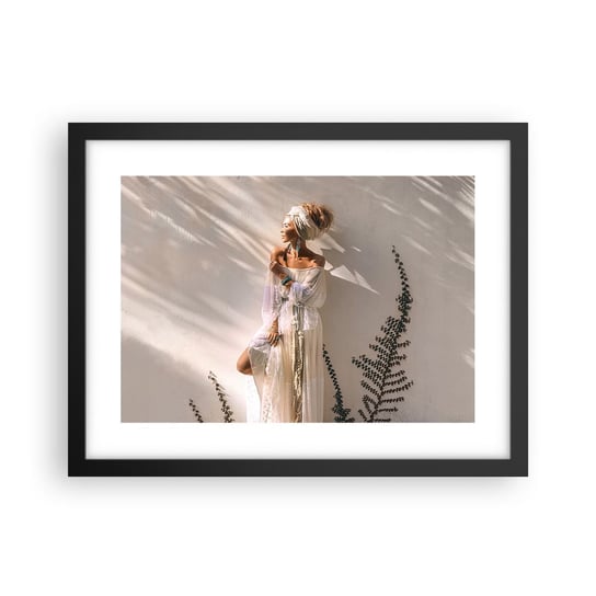 Obraz - Plakat - Słońce i dziewczyna - 40x30cm - Kobieta Boho Moda - Foto Plakaty na ścianę w czarnej ramie - Plakat do Salonu Sypialni ARTTOR ARTTOR