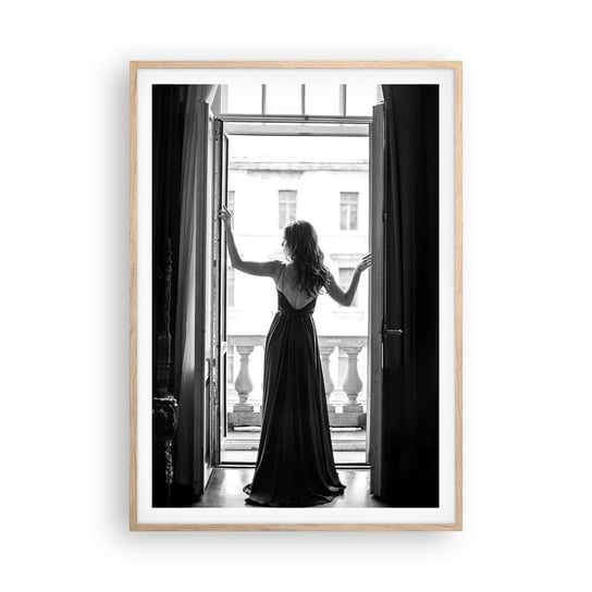 Obraz - Plakat - W wielkim stylu - 70x100cm - Kobieta Moda Modelka - Foto Plakaty w ramie koloru jasny dąb do Salonu Sypialni ARTTOR ARTTOR