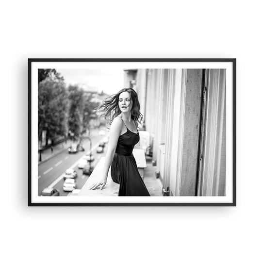 Obraz - Plakat - Z pewnością paryżanka - 100x70cm - Kobieta Miasto Architektura - Foto Plakaty w ramie koloru czarnego do Salonu Sypialni ARTTOR ARTTOR