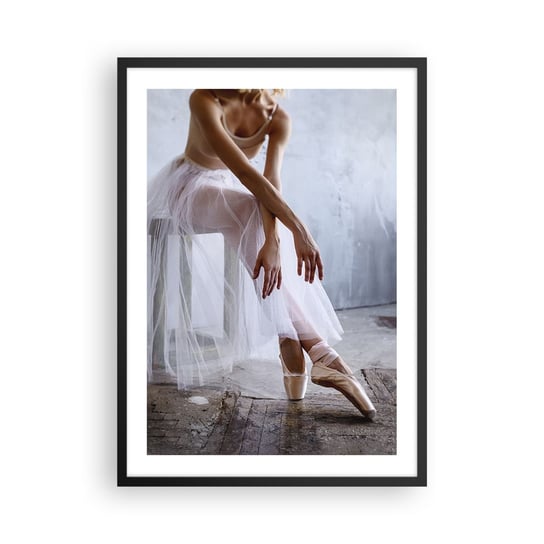 Obraz - Plakat - Zanim zabłysną światła rampy - 50x70cm - Baletnica Balet Taniec - Nowoczesny modny obraz Plakat czarna rama ARTTOR ARTTOR