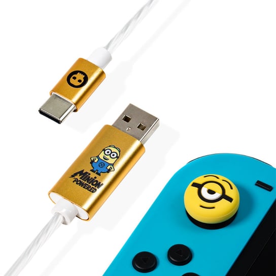 Oficjalny kabel Numskull Minions LED USB typu C i uchwyty na kciuki – Przewód szybkiego ładowania 1,5 m – Kompatybilny z Xbox Series X|S, PlayStation 5, Nintendo Switch Inna marka