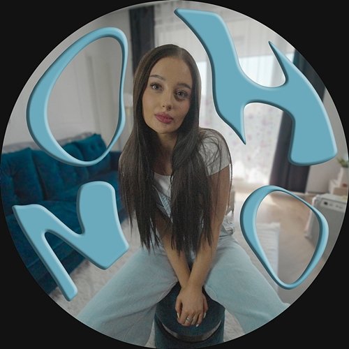 Oh No Julia Bojur, Ghosty