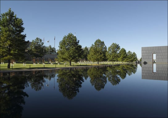 Oklahoma City Memorial located in Oklahoma City, Oklahoma., Carol Highsmith - plakat 59,4x42 cm Galeria Plakatu